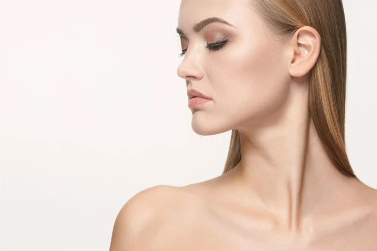 A woman's chin and a slimmer neck after liposuction